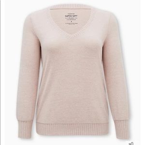 SUPER SOFT PLUSH PALE PINK LONG SLEEVE V-NECK TEE